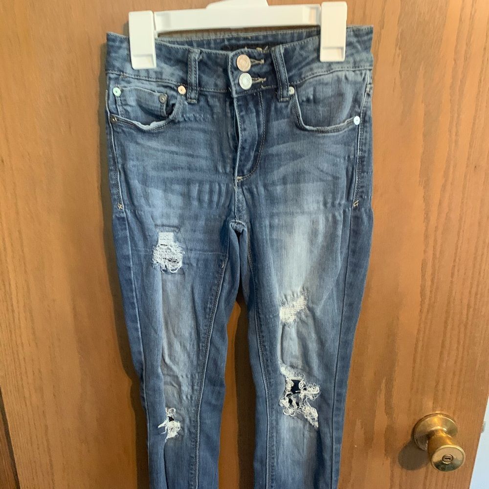 Indigo Rein distressed jeans size 0